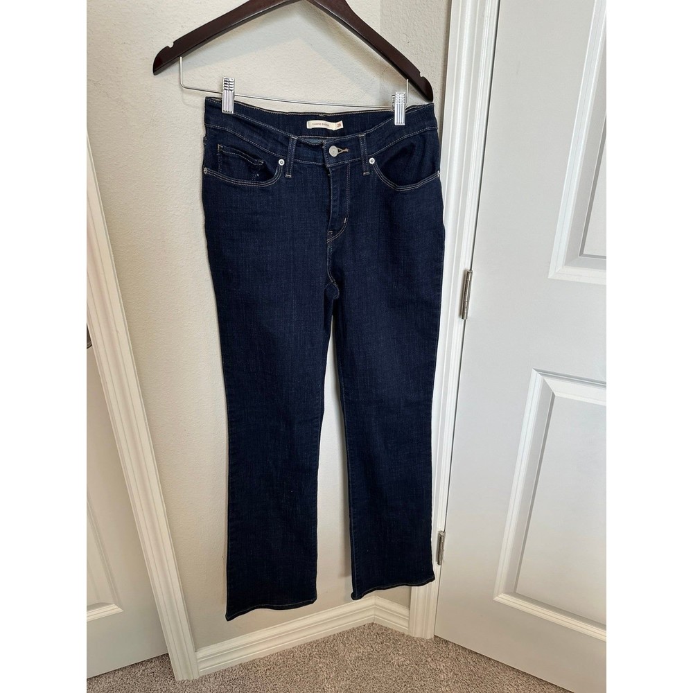 Levis